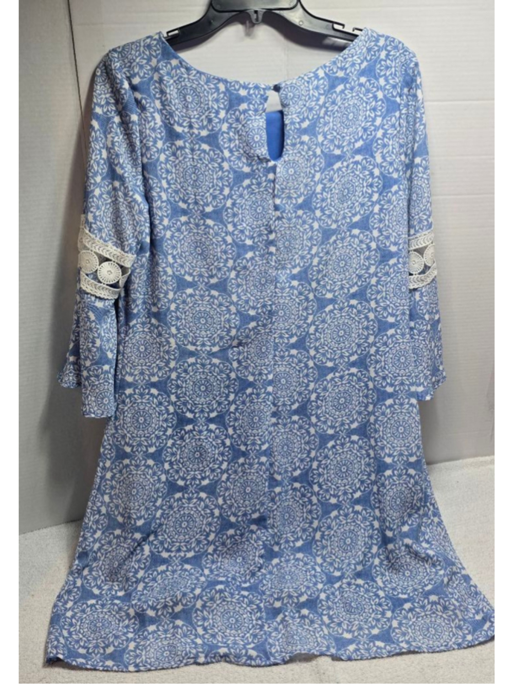 Women's Luxology Blue & White Patterned Long Sleeve Dress, Size 8 - Picture 5 of 8